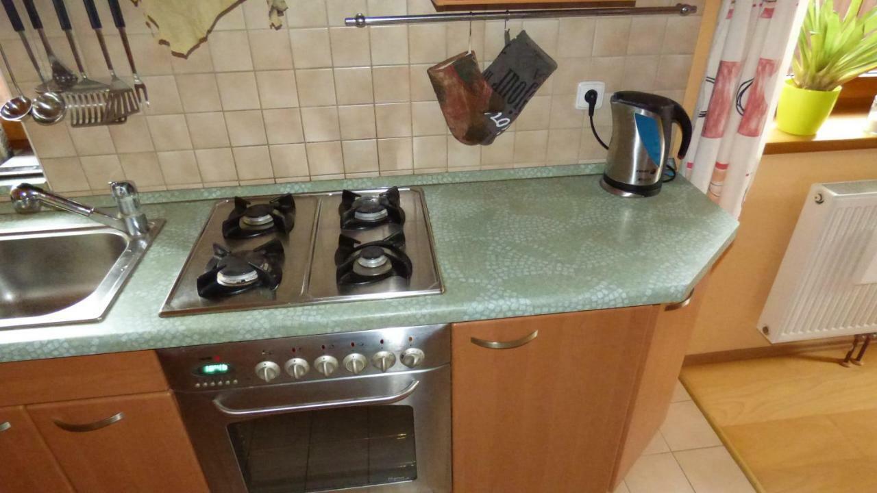 Dum V Mnichove Hradisti Se Zahradou Apartment Mnichovo Hradiste Exterior photo
